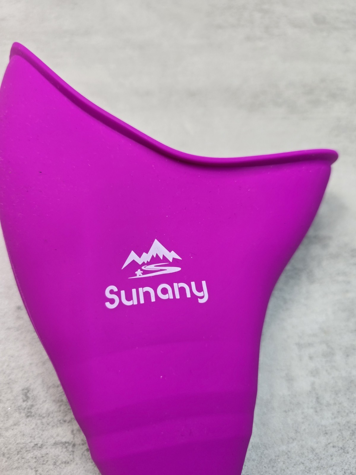Women Reusable Pee Funnel Purple Hiking Urination Indoor Outdoor Travel NEW