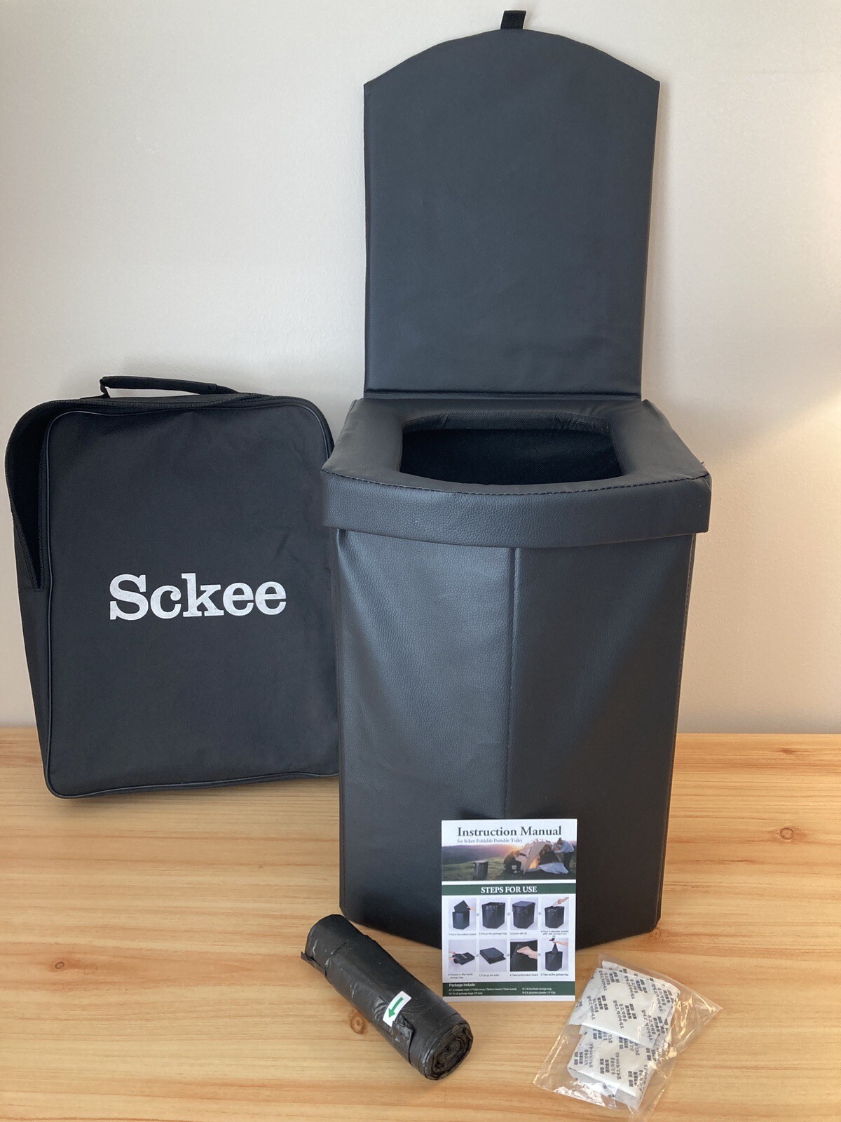 Portable 16.5” Camping Toilet with Lid and Handbag, Black