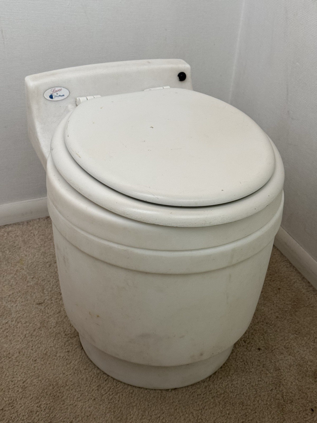 Laveo Dry Flush Portable Toilet