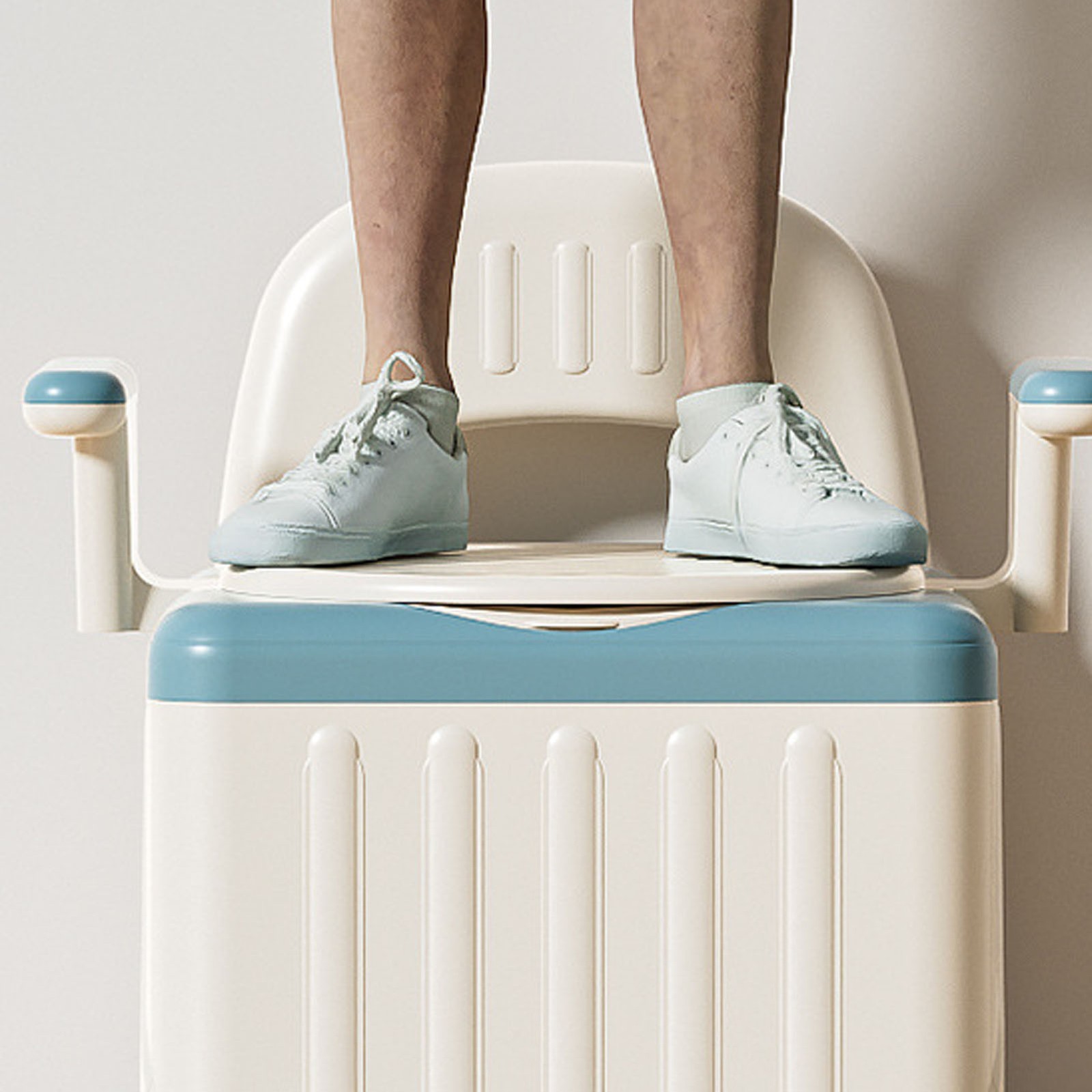 Portable Toilet Odor Proof Foldable Bedside Commode Chair With Armrests Activit⊹