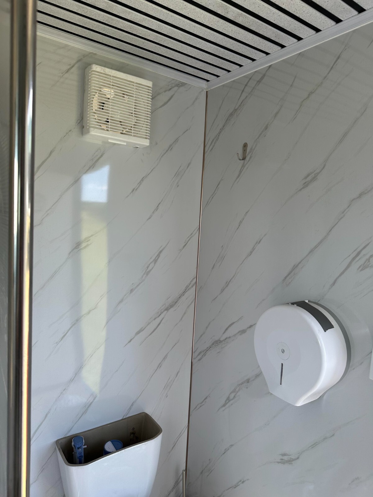 Bastone XL Portable Toilet Bathroom Mobile Restroom w/Sink and Shower 