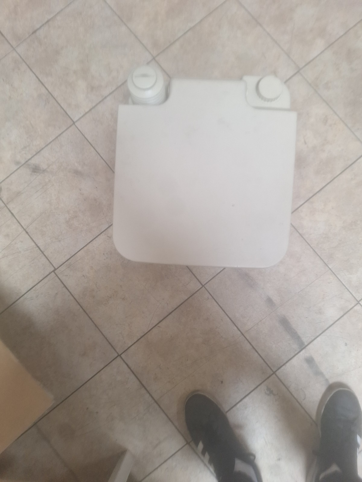 Coleman Portable Flush Toilet 3.2 Gallon Camping Gear 827-802T