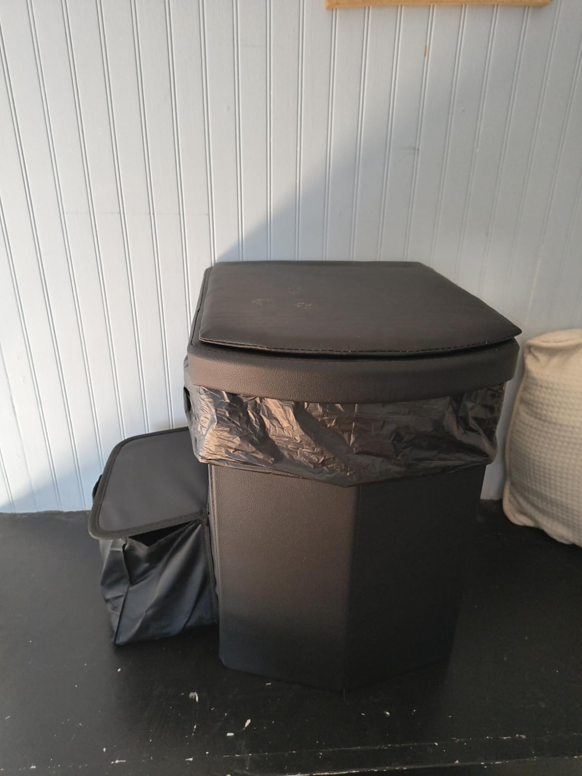 Compact Folding Toilet for Adults & Kids – Travel-Ready for All Outdoor Trips
