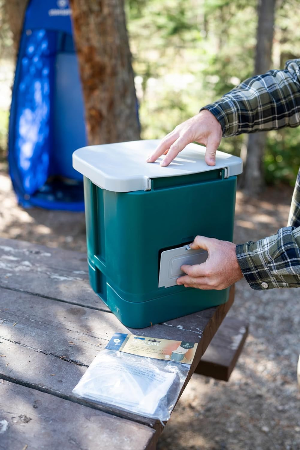 Easy-Go Portable Camp Toilet (273-100) 14″ L X 14″ W X 14″ H