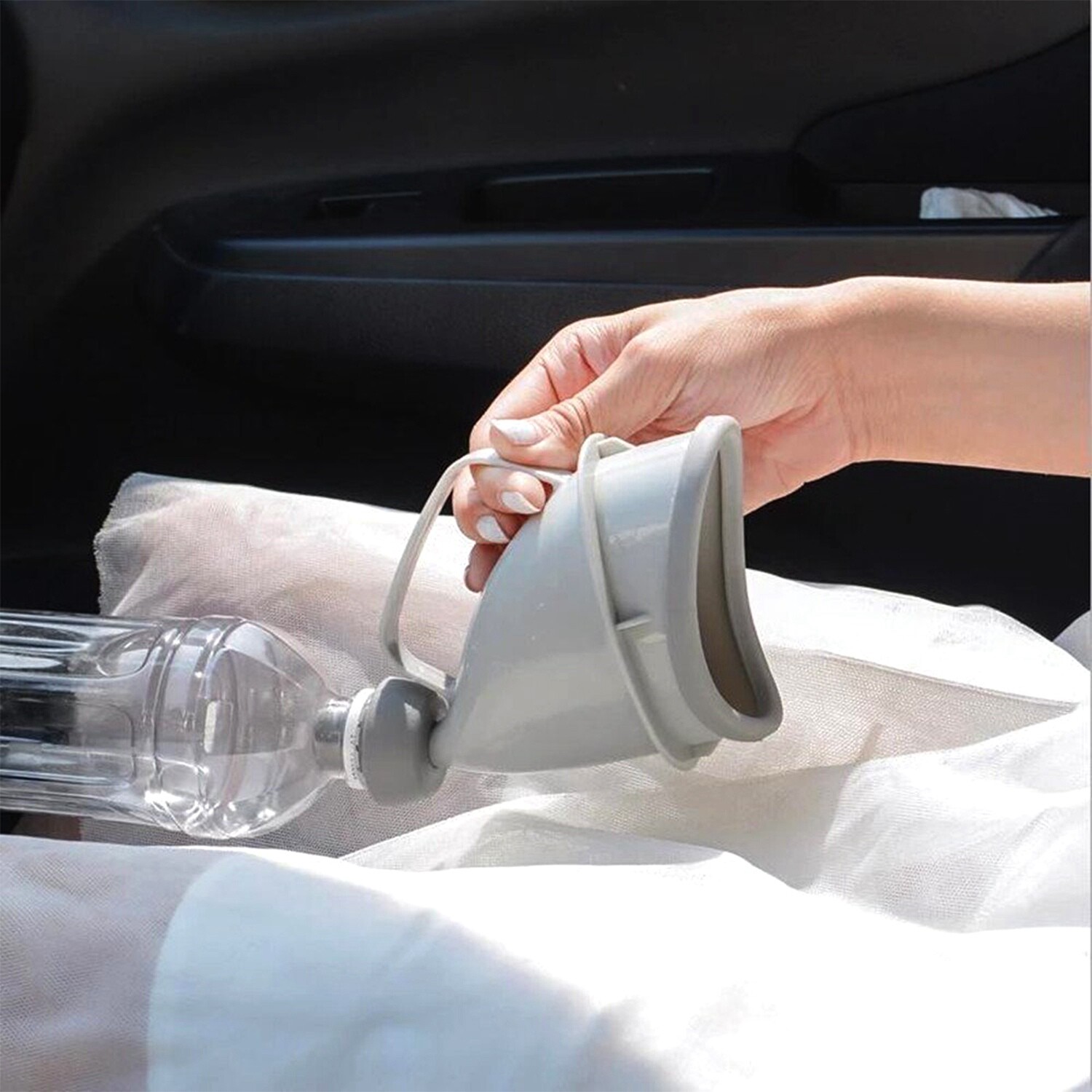2PCS Portable Potty Pee Funnel Men Women Emergency Urinal Device Outdoor Toilet