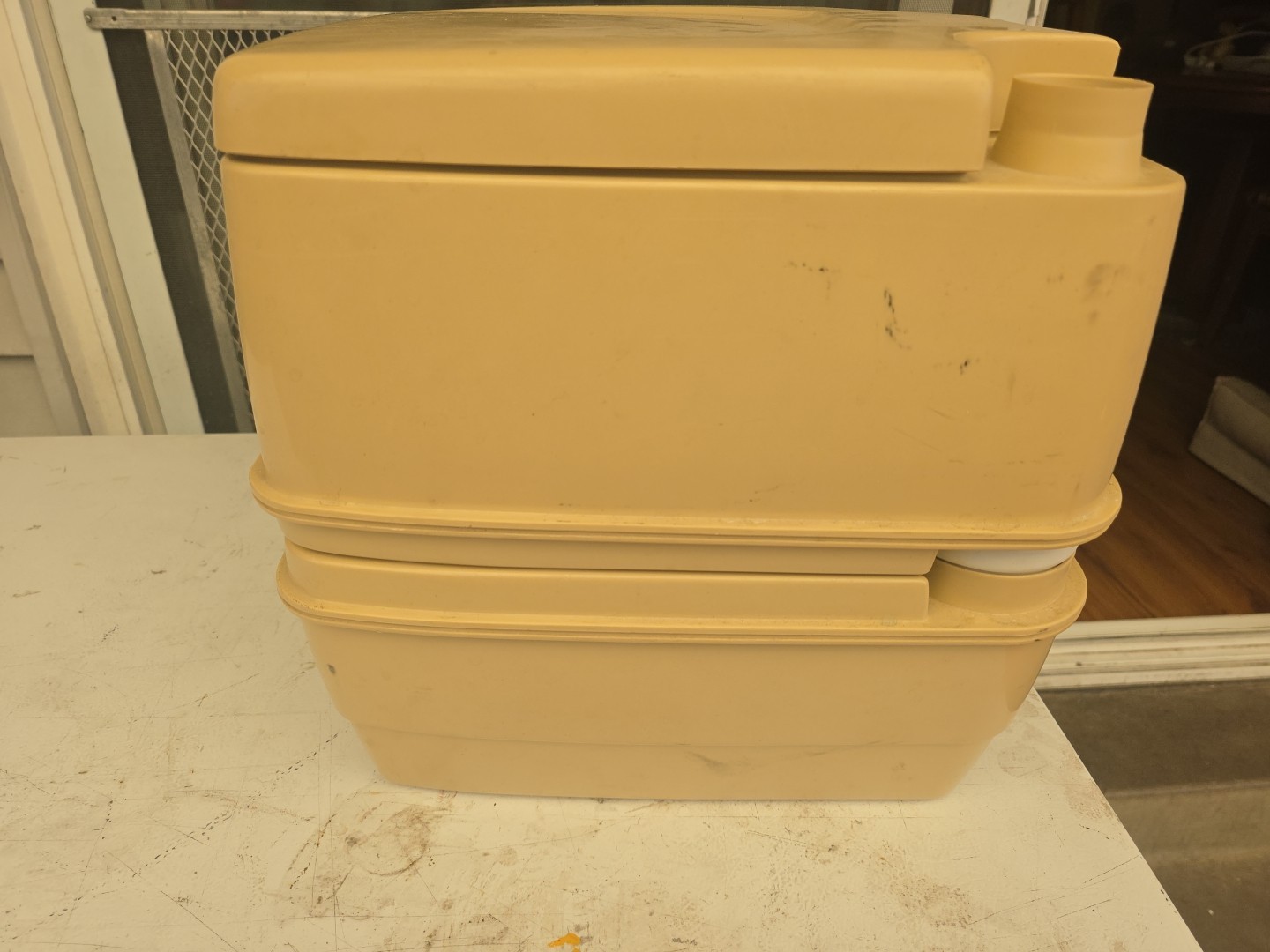 THETFORD MODEL 155 PORTA POTTI PORTABLE TOILET 4.3 GALLONS
