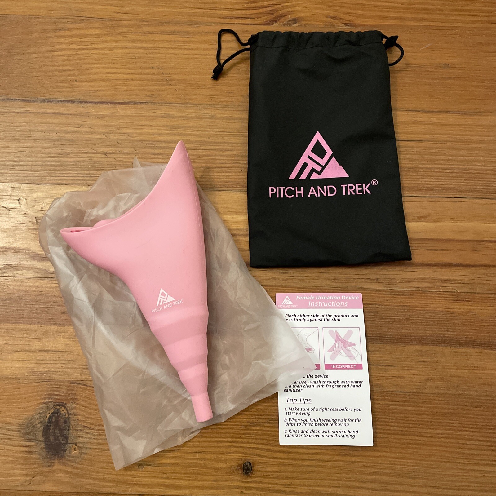 Pitch And Trek Female Urination Silicone Standing Pee Funnel Outdoors Carry Bag