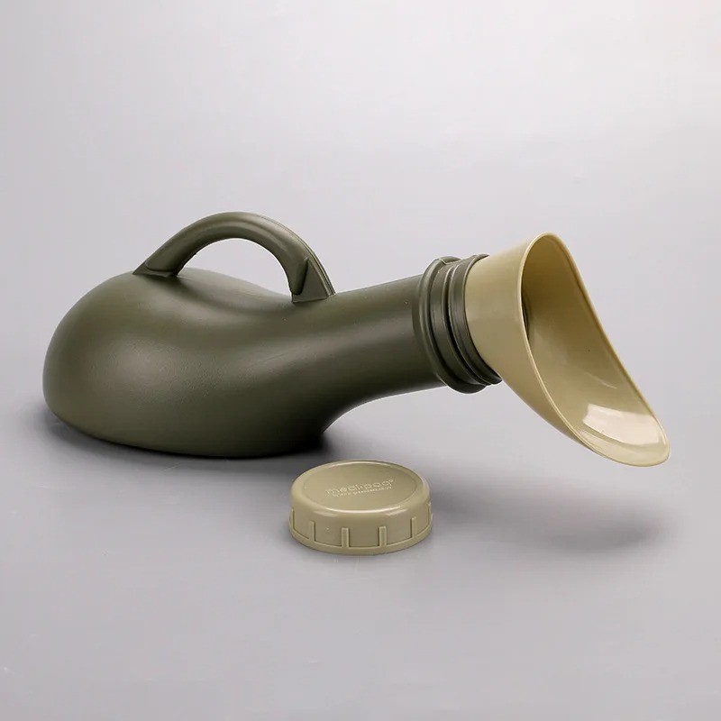 1 Pc Portable Plastic Urinal Bottle with Cap – Men Travel Camping Car Toilet