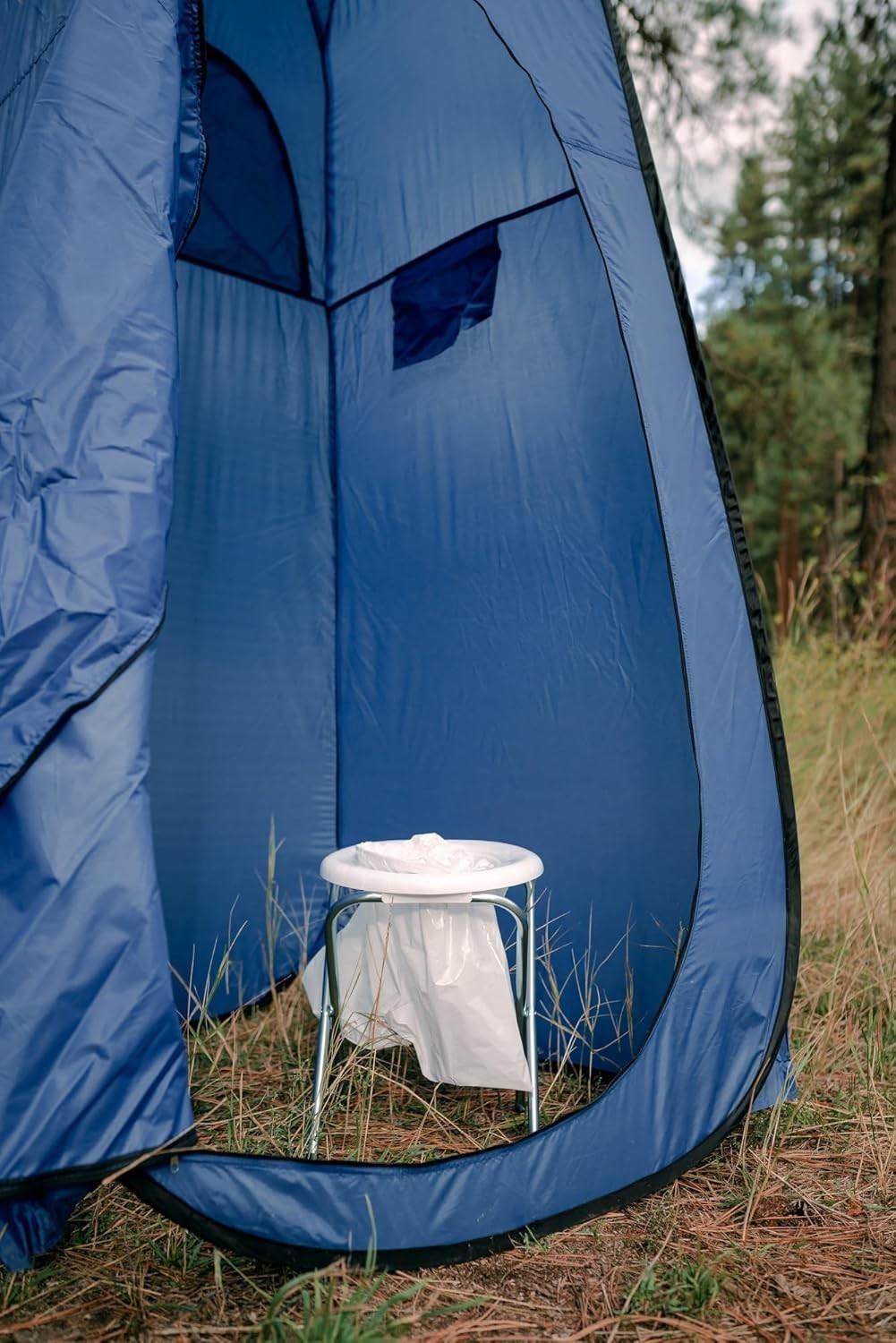 Durable Portable Toilet with Heavy-Duty Legs – Perfect for Outdoor Adventures