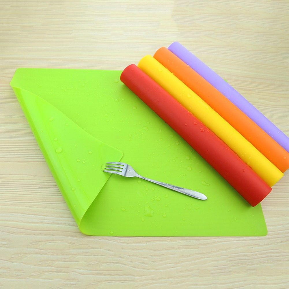 Reusable Waterproof Silicone Table Placemat for Camping Kitchen 40x30cm