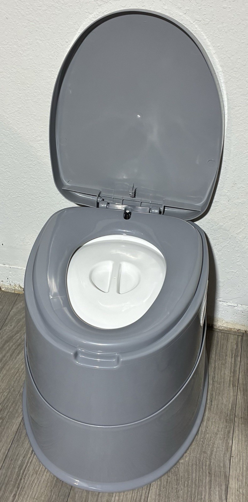 New Portable Toilet With Detachable Inner Bucket