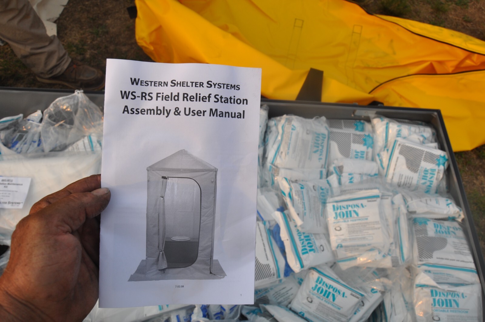 Western Shelter Systems Single Stall Portable Toilet w PORTA JOHN BAGS NEW