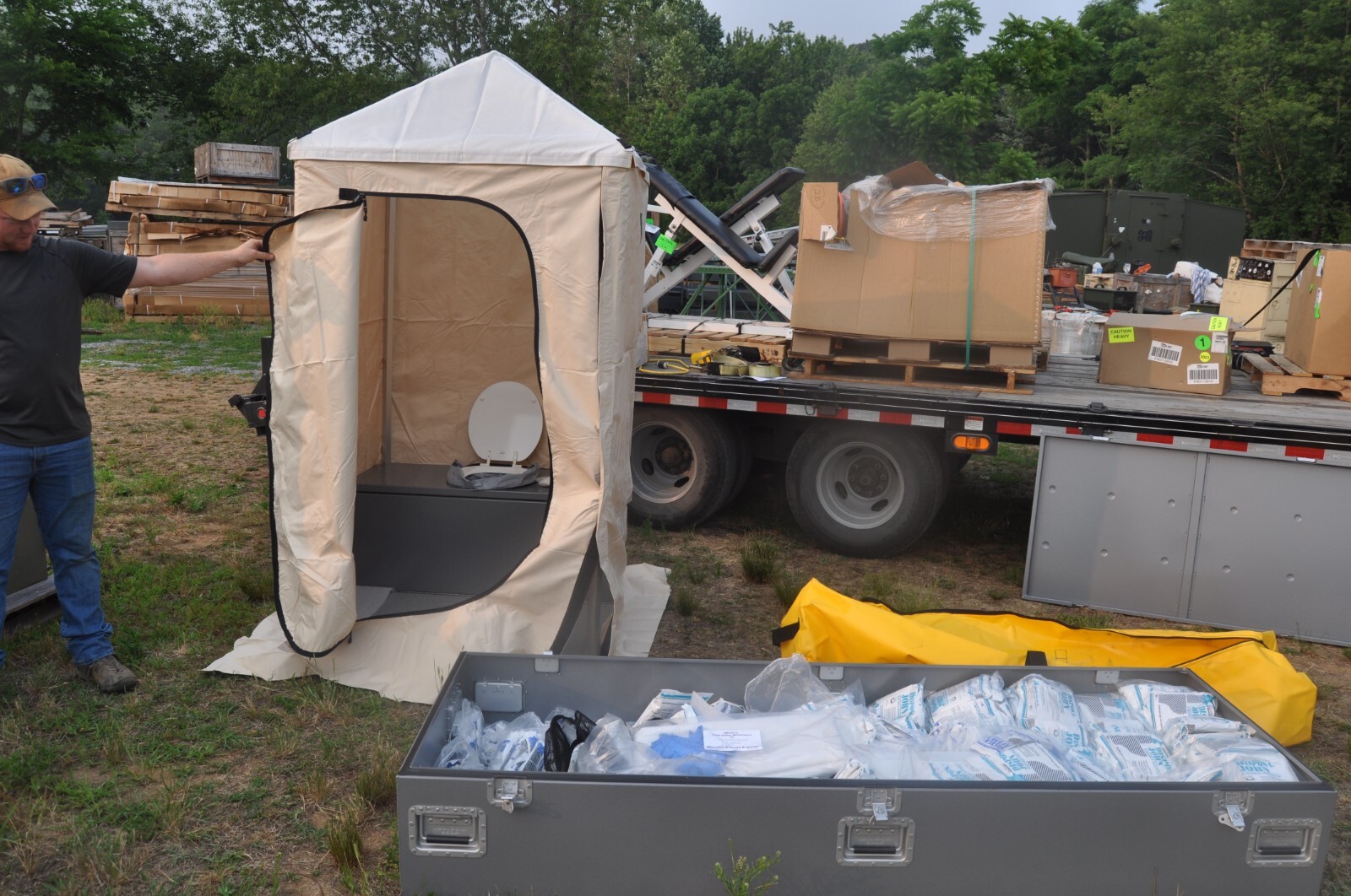 Western Shelter Systems Single Stall Portable Toilet w PORTA JOHN BAGS NEW