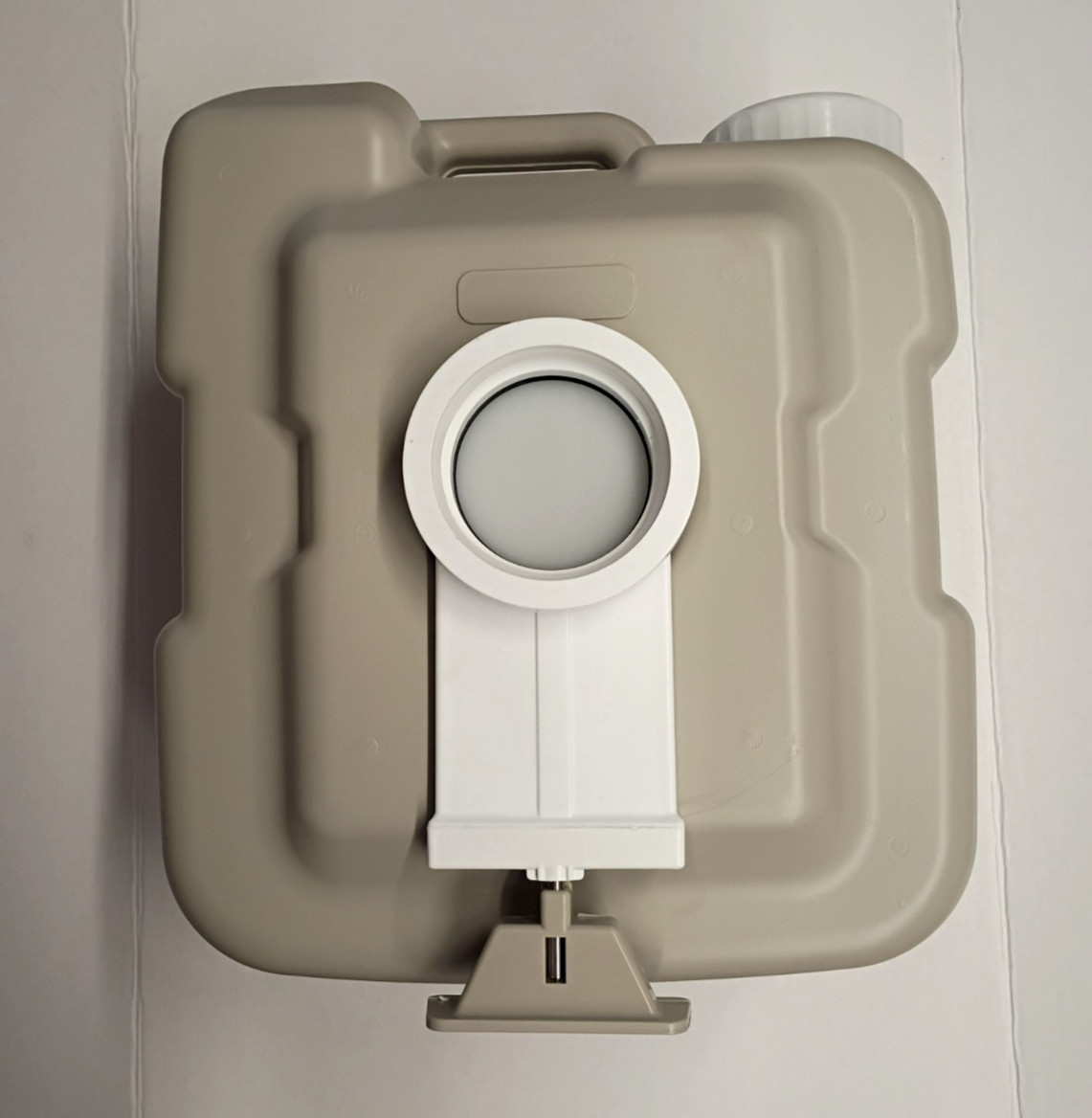 CAMCO Portable Toilet NEW 5.3 Gallon Potty Hand Flush Camping, RV, Hiking, Outdo