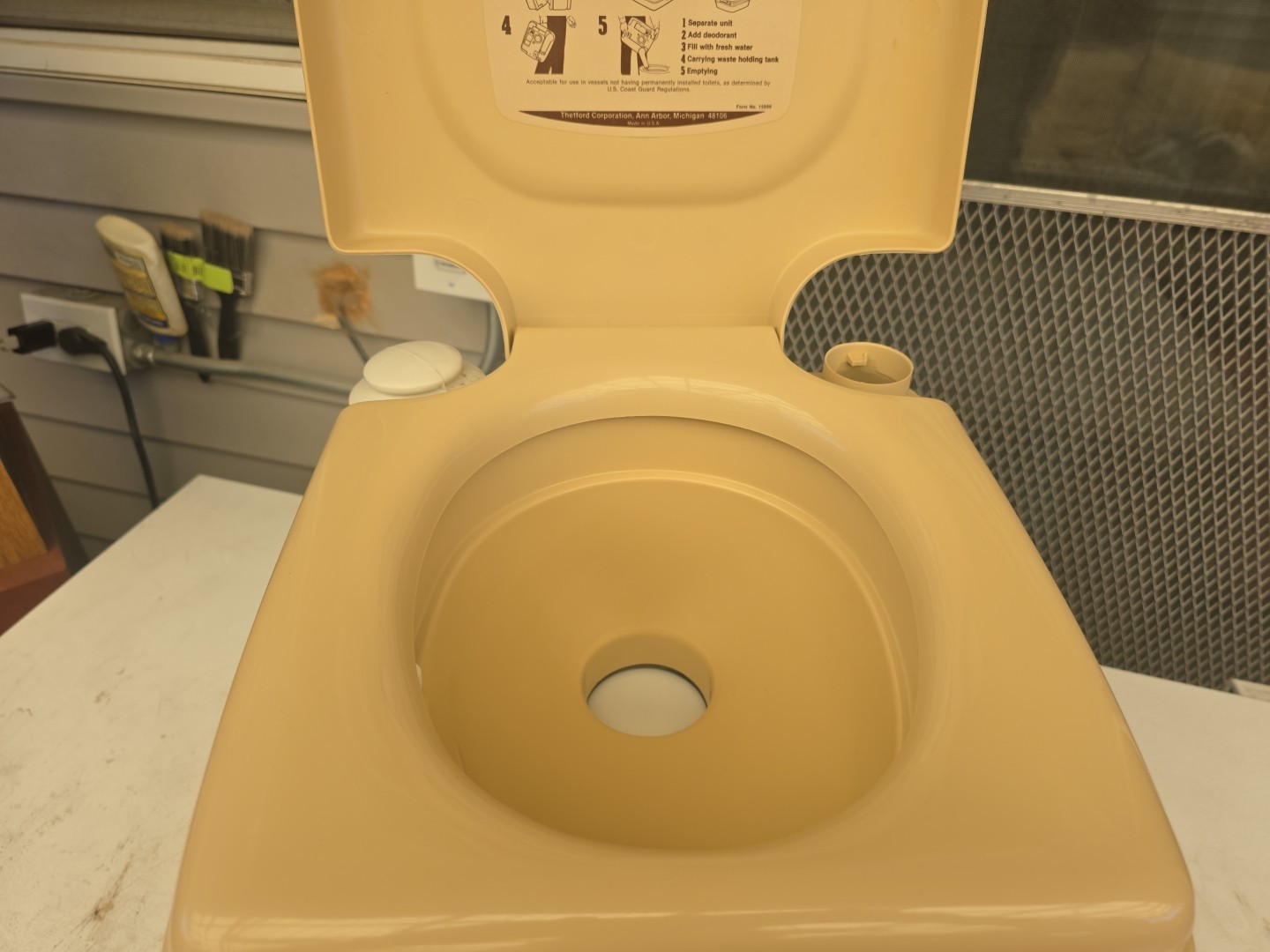 THETFORD MODEL 155 PORTA POTTI PORTABLE TOILET 4.3 GALLONS