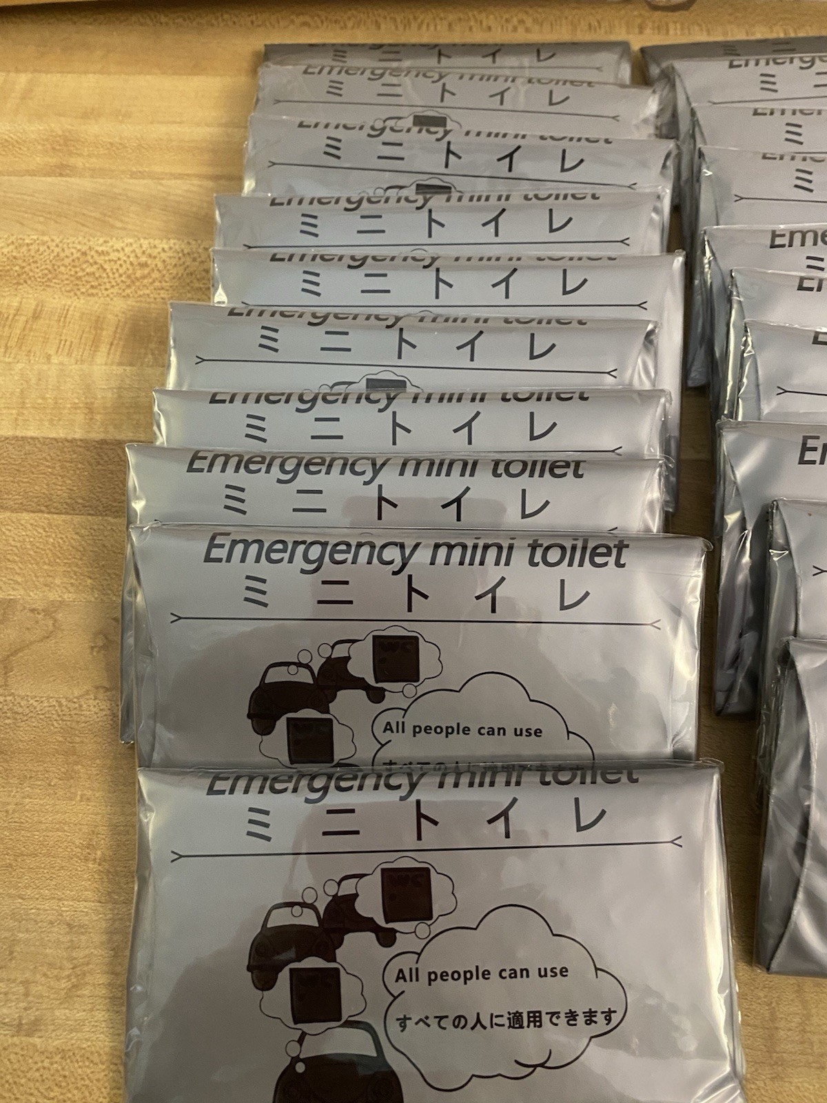 20 Pcs 700cc Urine Bag Emergency Mini Toilet Unisex Disposable Pee Vomit Size