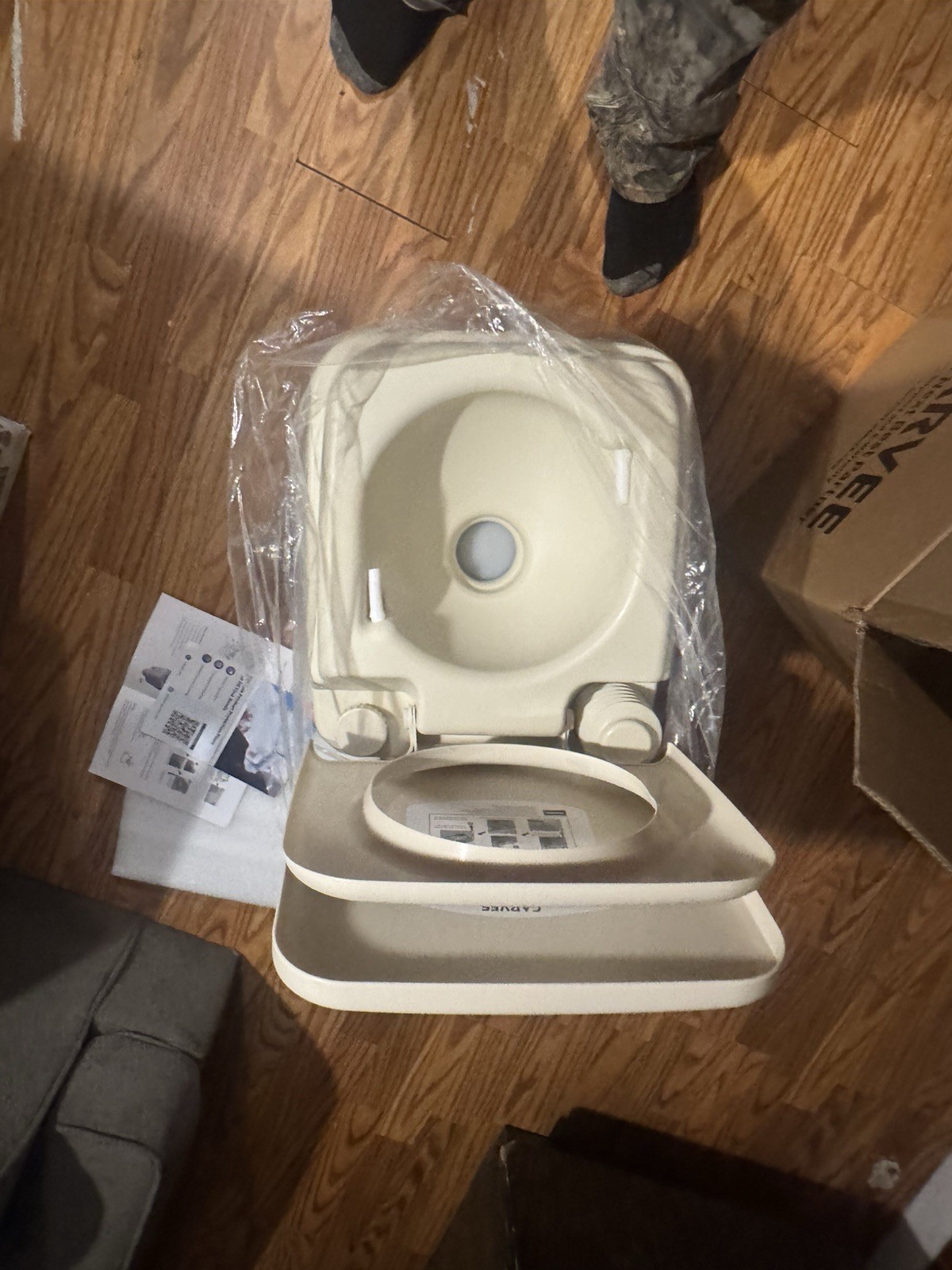 GARVEE Portable Flush Camping Toilet 20L (5.3 Gallon) – NEW IN BOX
