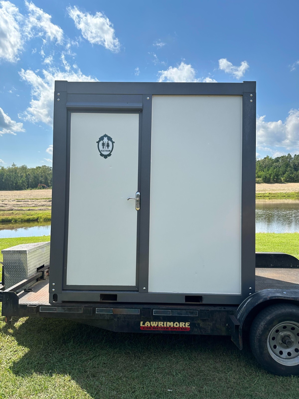 Bastone XL Portable Toilet Bathroom Mobile Restroom w/Sink and Shower 