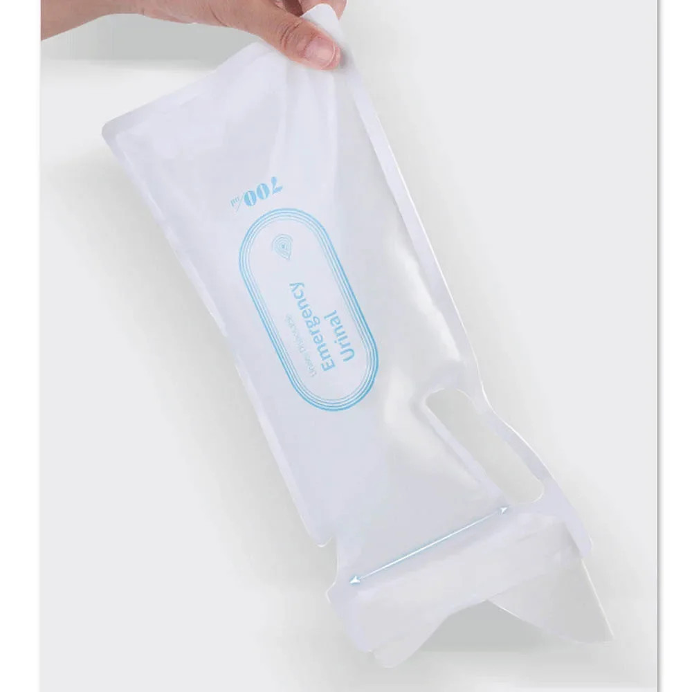 4PCS 700ml Car Urine Bag Emergency Portable Vomit Mini Toilets Handy Disposable