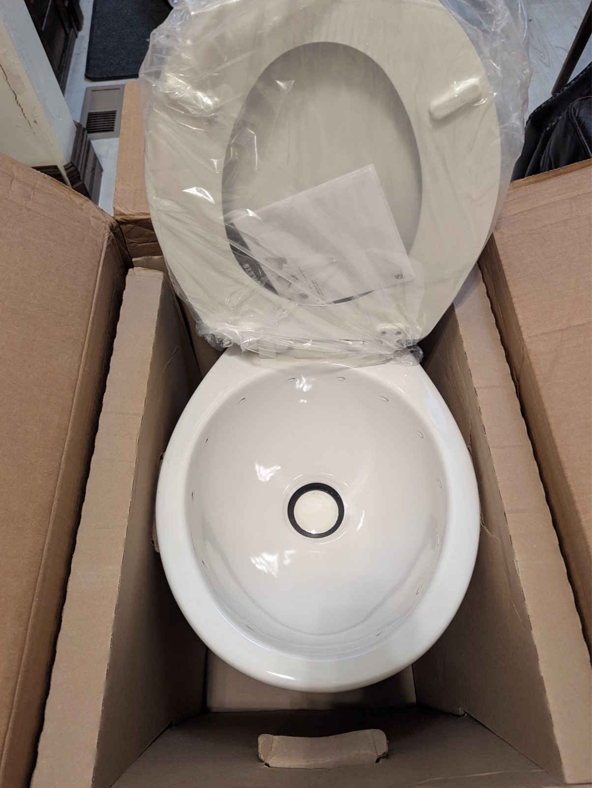 Dometic 310 Porcelain Gravity-Flush Toilet- White 9108923941 WSC/RT/White *Read