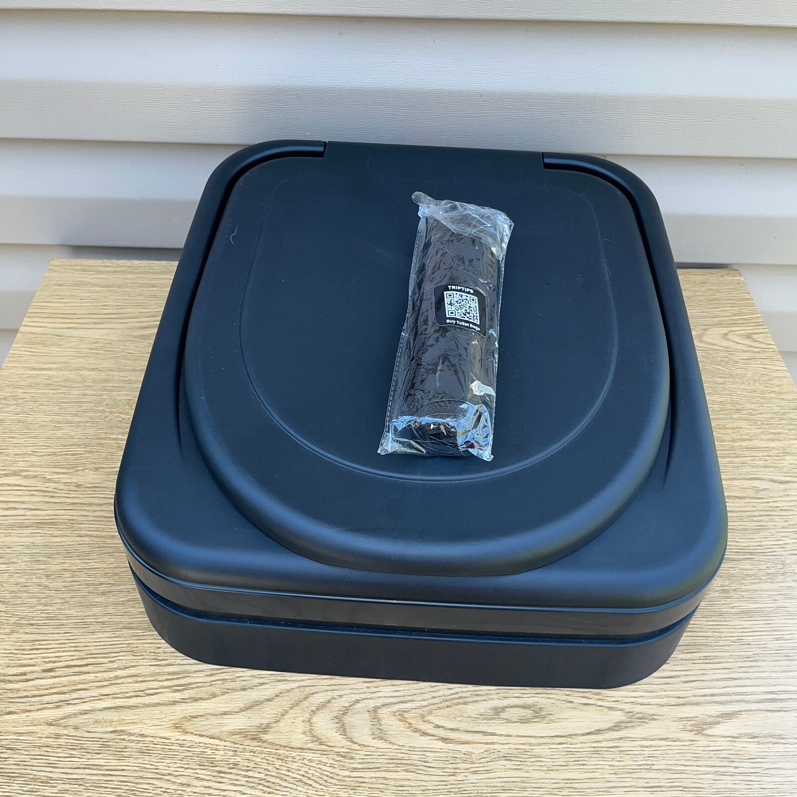 Lightweight Foldable Travel Toilet – Hygienic Solution for Camping & Road Trips