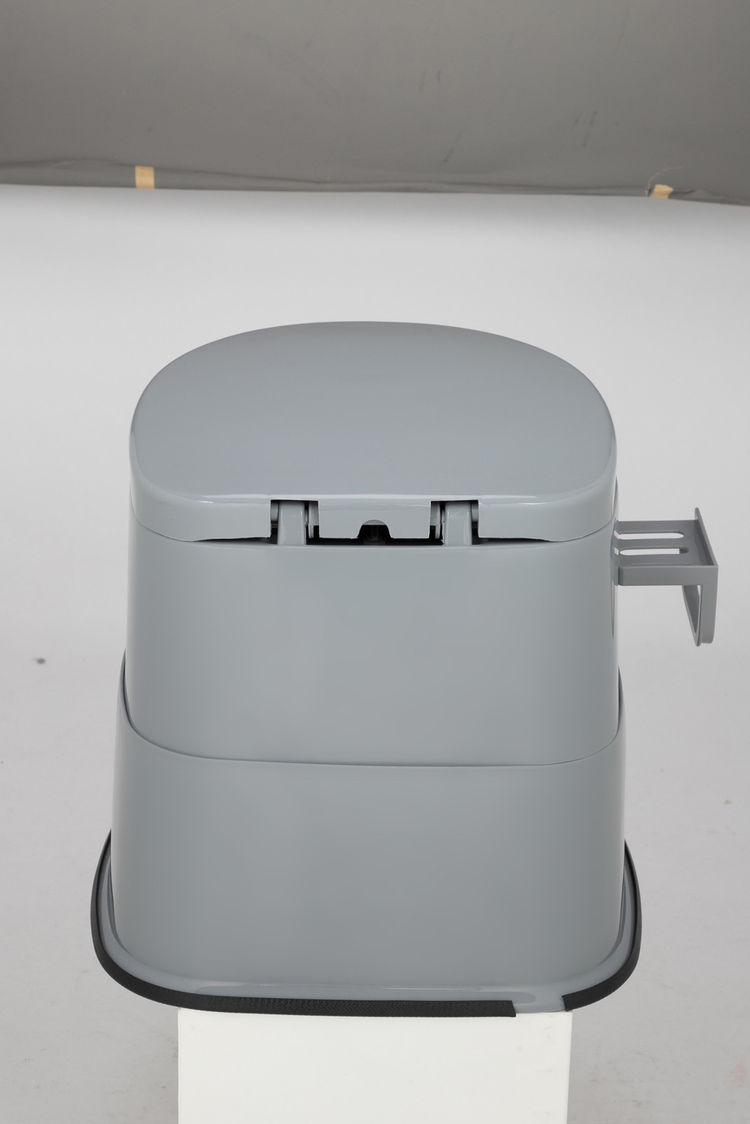 MOTOOS Grey Outdoor toilet PP 50*40*42cm with non-slip mat