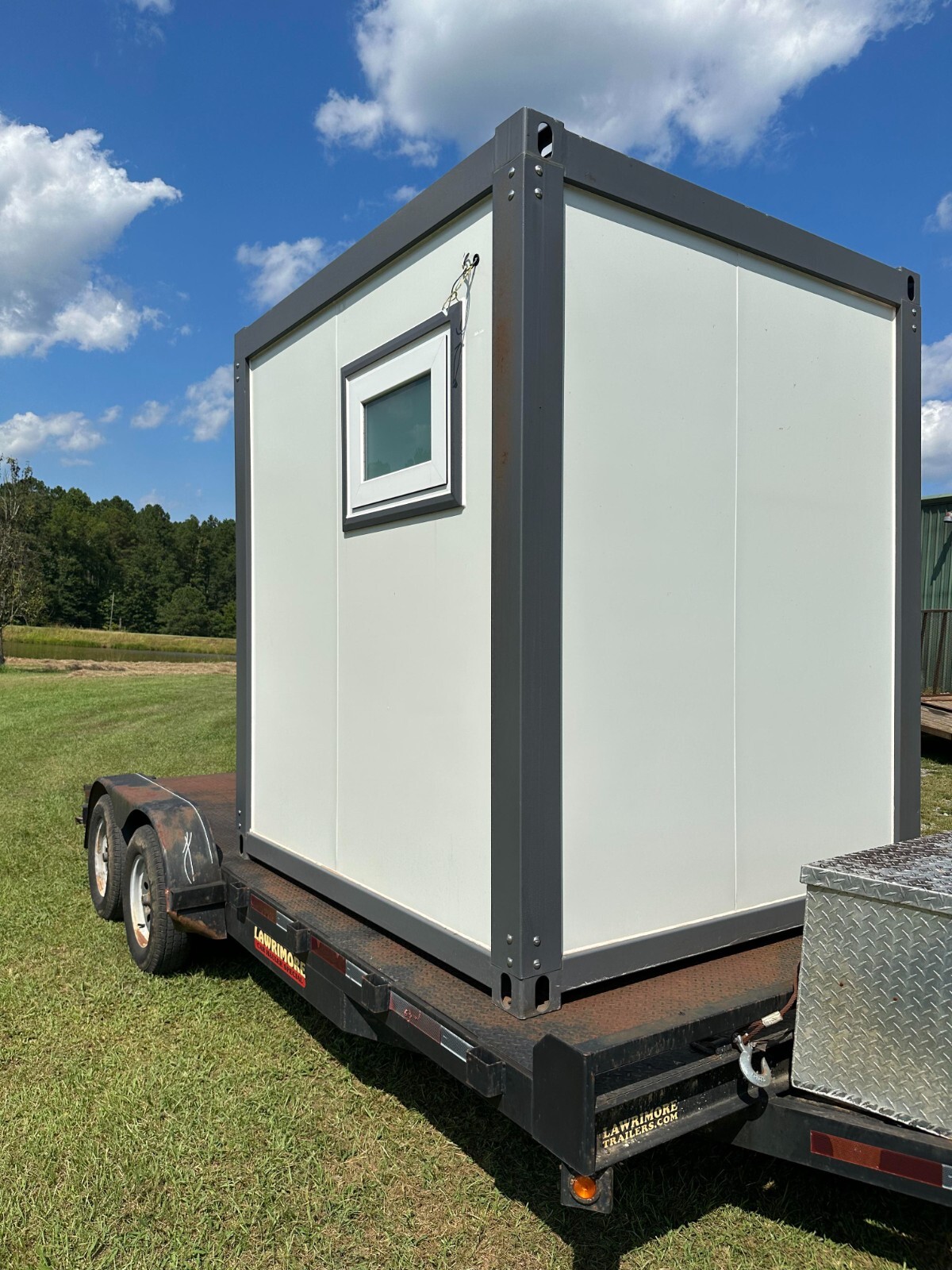 Bastone XL Portable Toilet Bathroom Mobile Restroom w/Sink and Shower 
