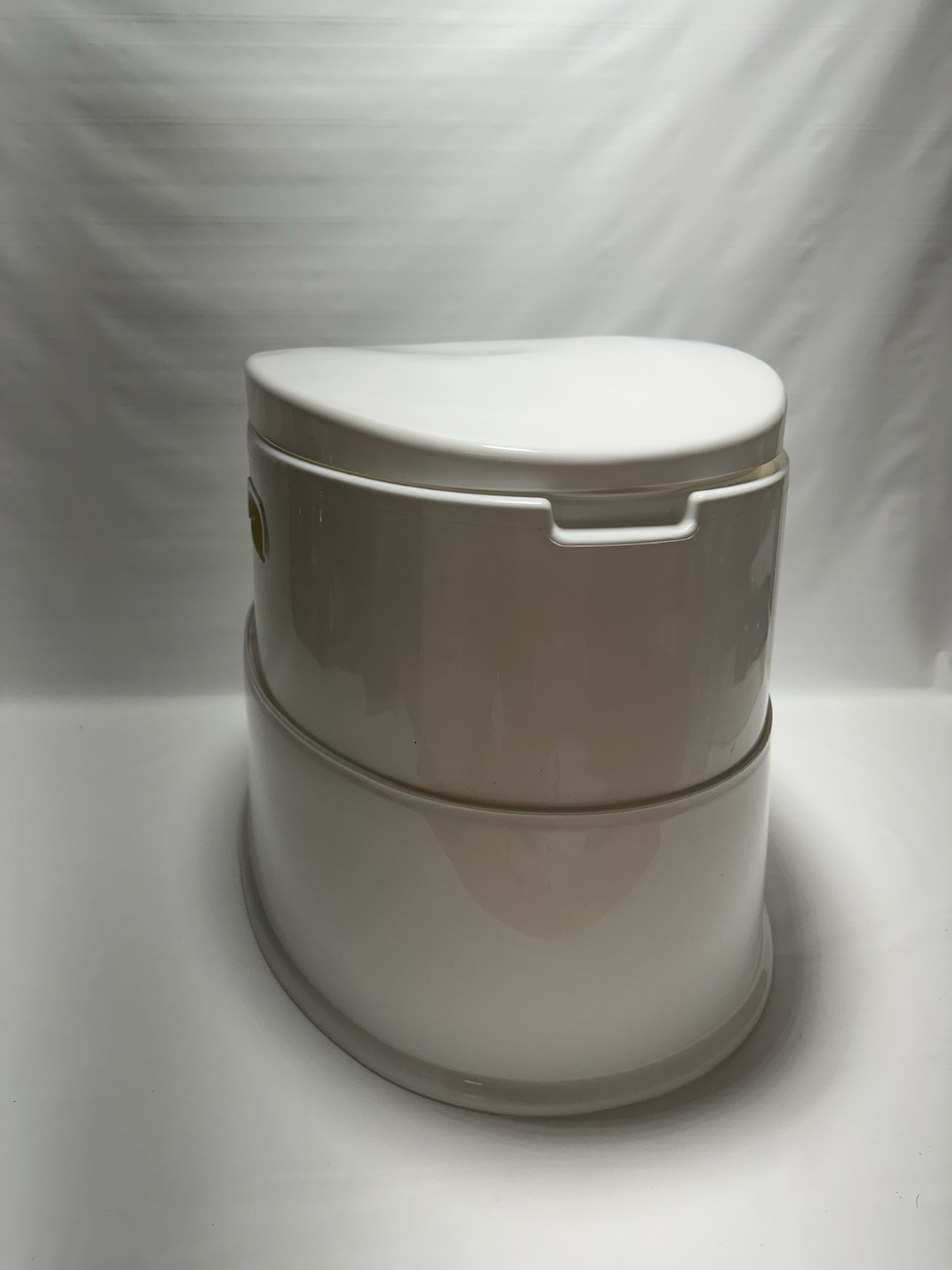 Winado Touchless Waterless Portable Toilet 14in Rough-In White
