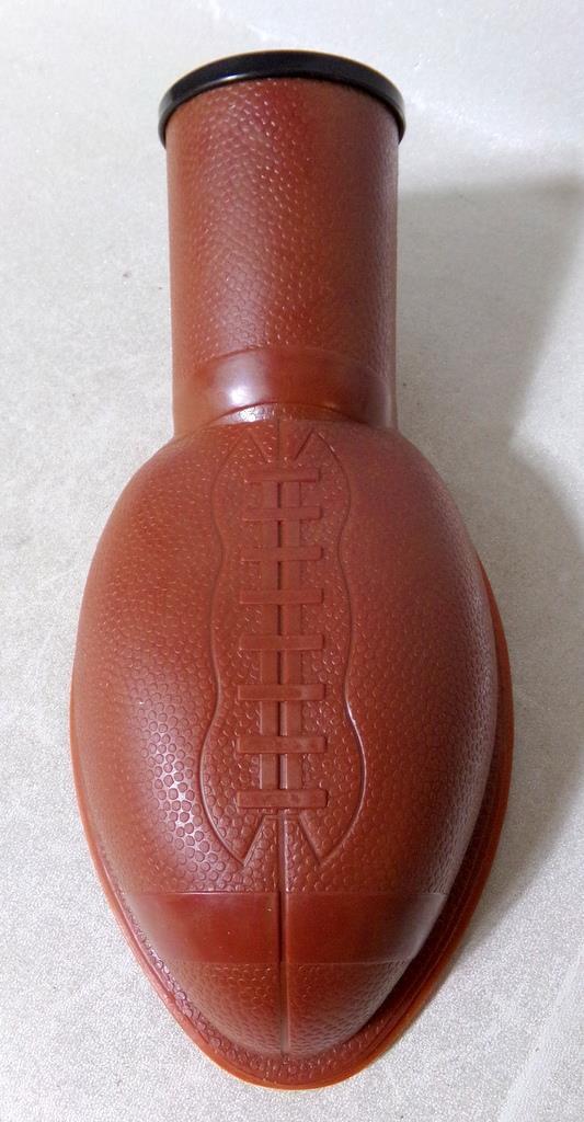 Men’s Rubber Football Man Cave Portable Urinal
