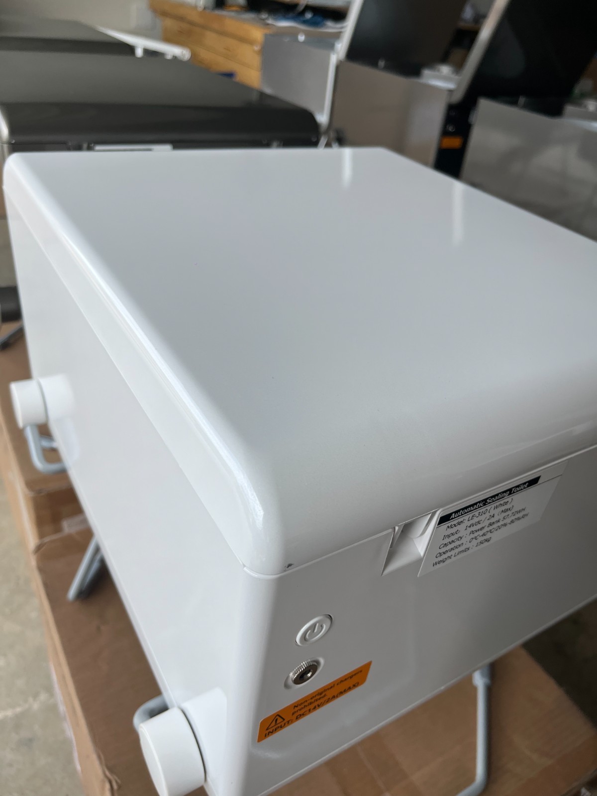 Modiwell LE-310 Dry Flush Toilet – White, Class A
