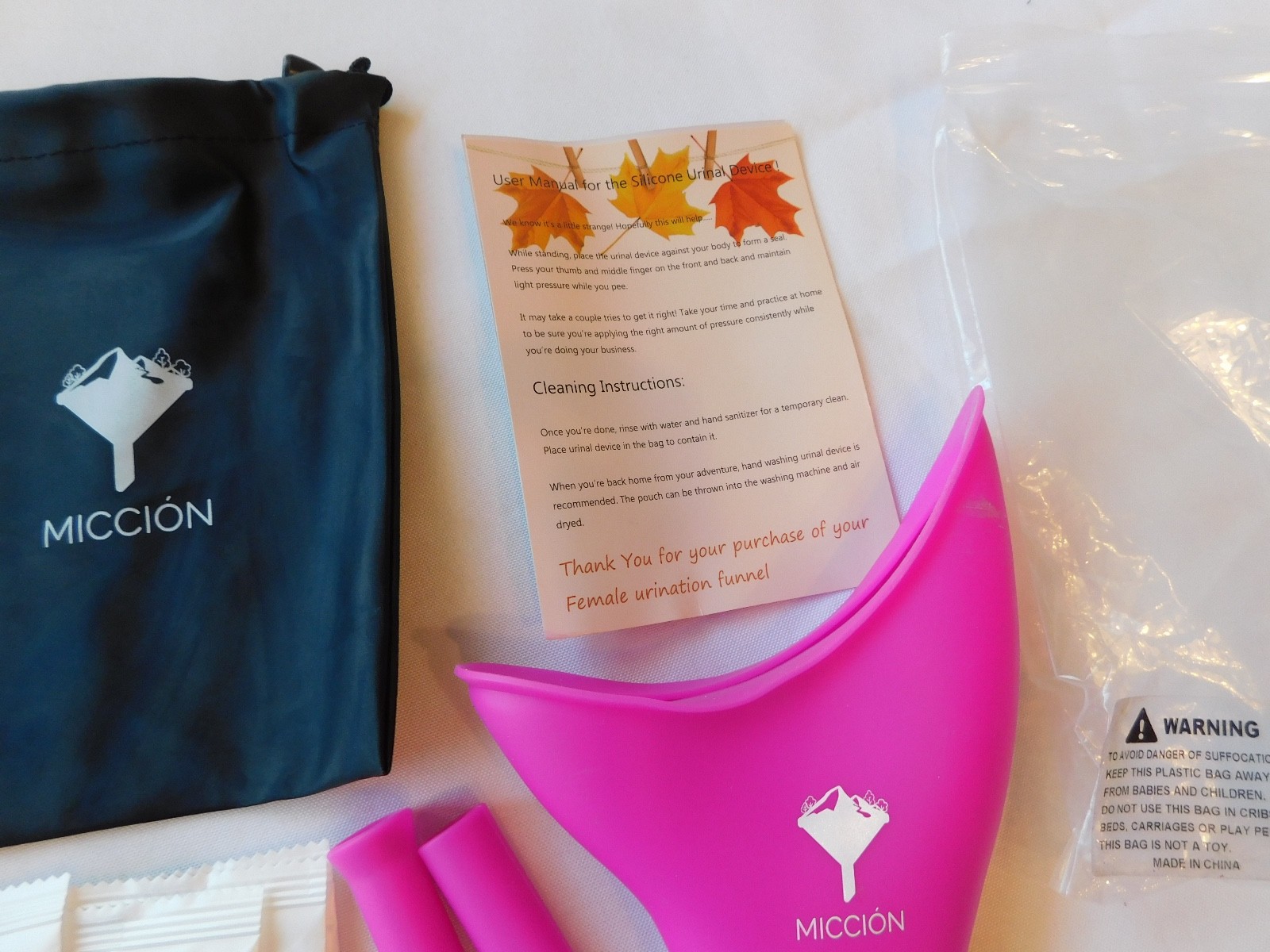 Miccion Urina Women Silicone Pee Funnel Portable Urination Device Pink NEW