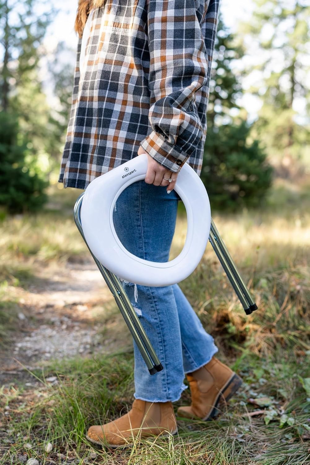 Durable Portable Toilet with Heavy-Duty Legs – Perfect for Outdoor Adventures