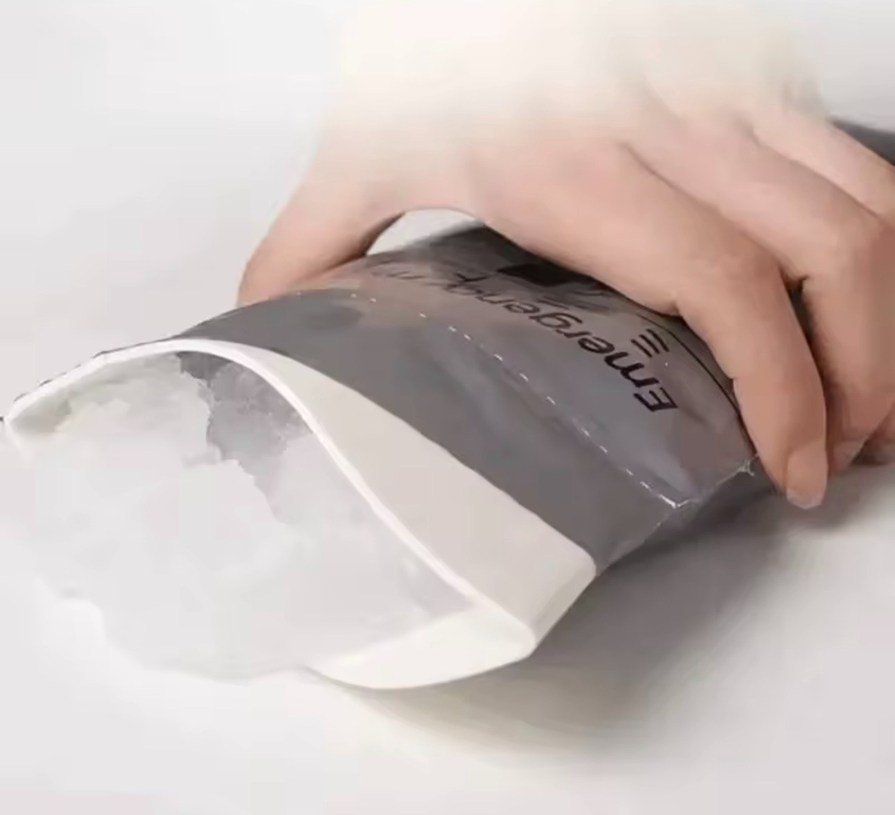 An eco-friendly,ultra-lightweight,portable,and foldable toilet bag reliable and