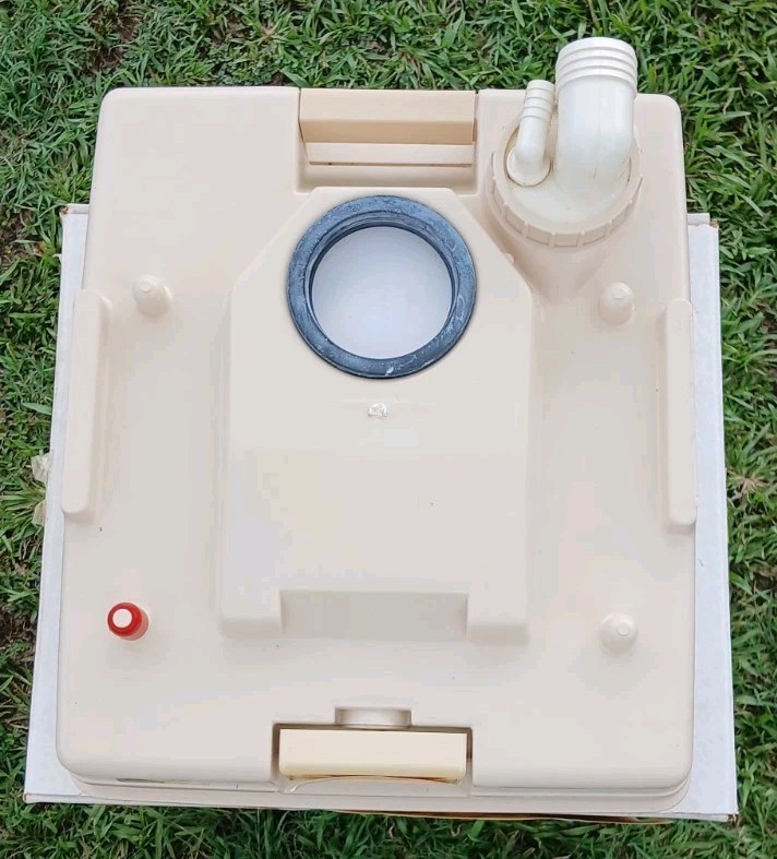 Visa Potty 248 – 200 Series Portable Toilet – 4 Gallons w/ Box – Defect READ