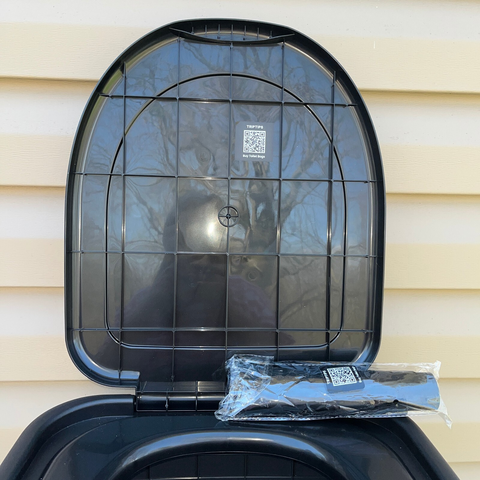 Lightweight Foldable Travel Toilet – Hygienic Solution for Camping & Road Trips