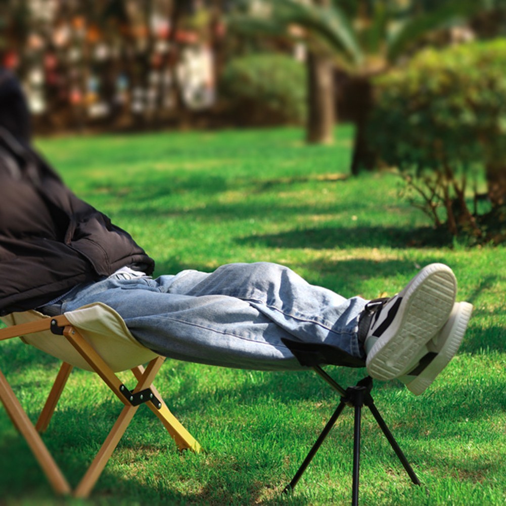 Lightweight and Foldable Camping Footrest Chair Perfect for Outdoor Adventures!