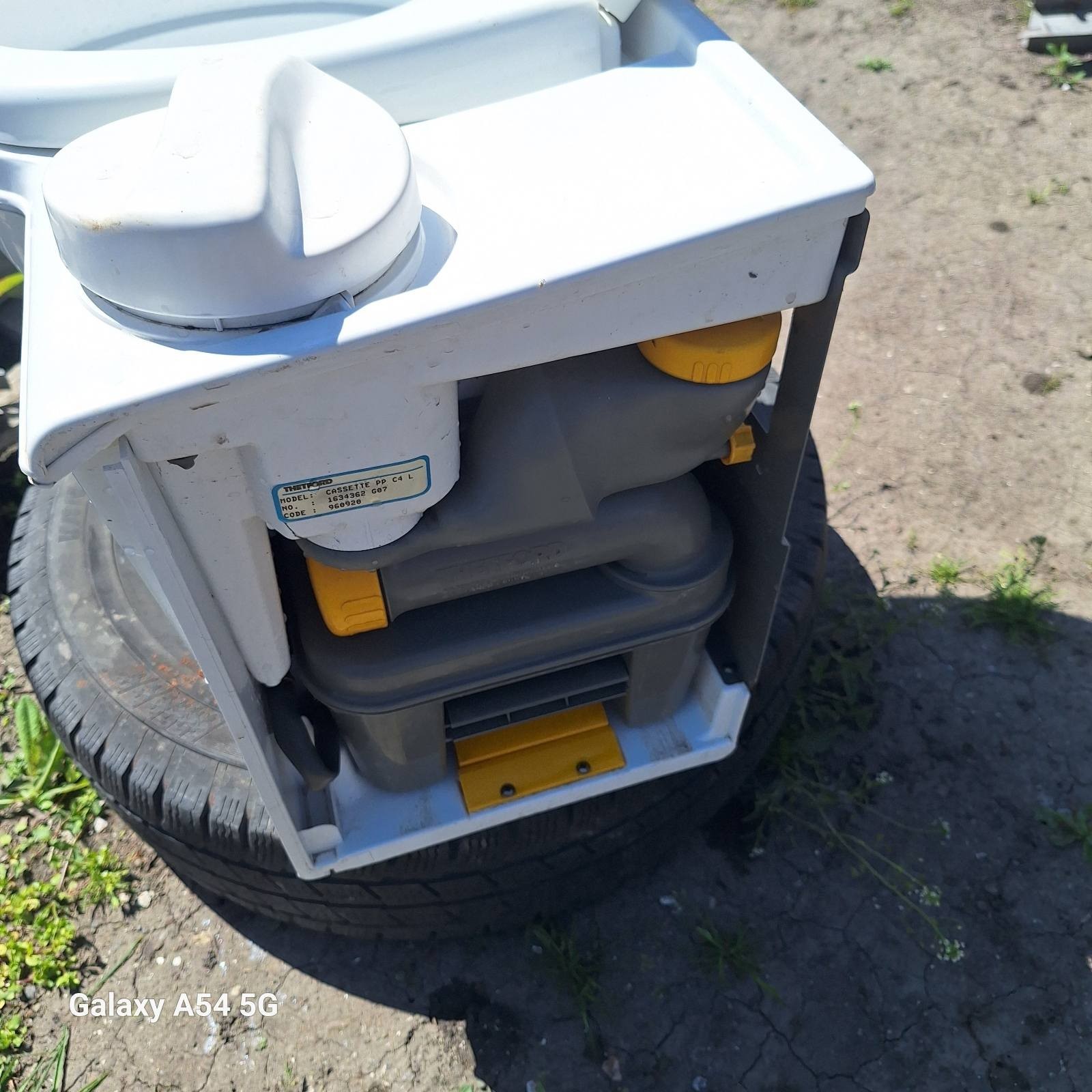 Thetford C4-L COMPLETE SET + Waste Cassette / Wohnwagen Toilette MIT KASSETTE