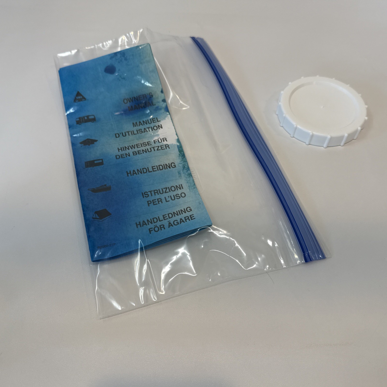 NEW Passport Potty 8L SpaceSaver Portable Toilet #6001 – 2.1 US Gallons USA NIB