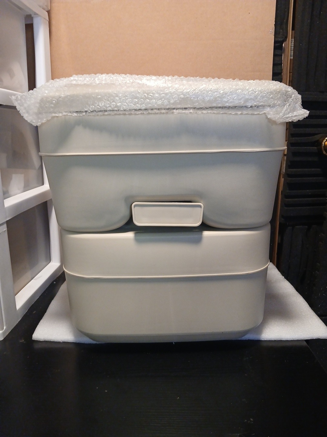 Dometic SaniPottie Tall Portable Toilet 5-gallon Waste Tank – Parchment 966 [G3]