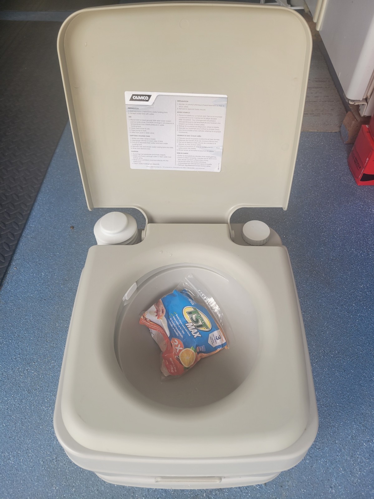 Camco Portable Travel Toilet with Detachable Tank Features 5.3-Gallon Camping
